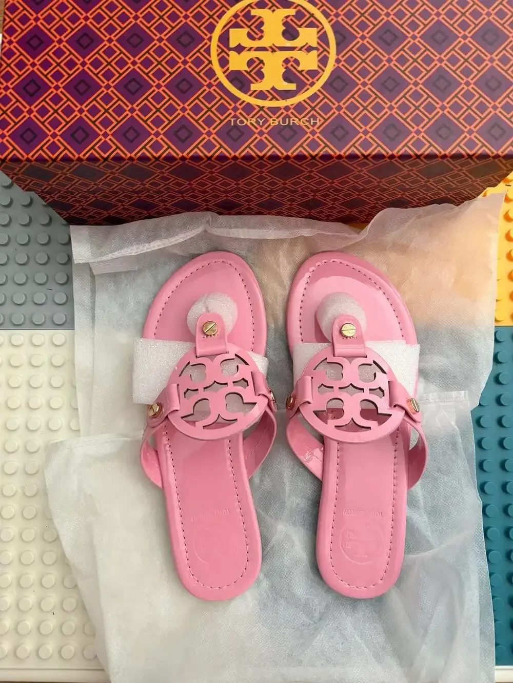 Tory Burch Miller Patent Thong Sandals in Pink